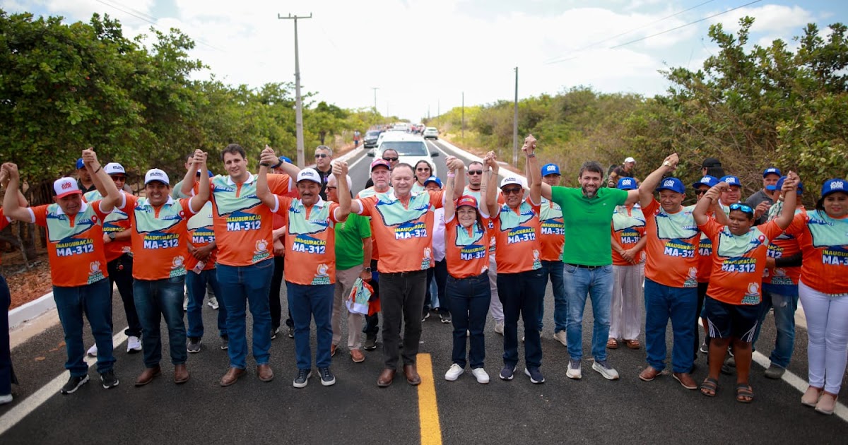 Brandão entrega implantação da MA-312 que liga os Lençóis ao Delta do Parnaíba