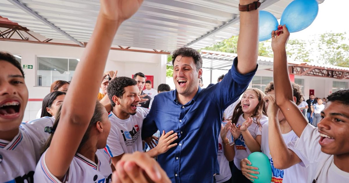 Em Zé Doca, Orleans Brandão ressalta avanços na educação do Maranhão com investimentos em tecnologia de ensino