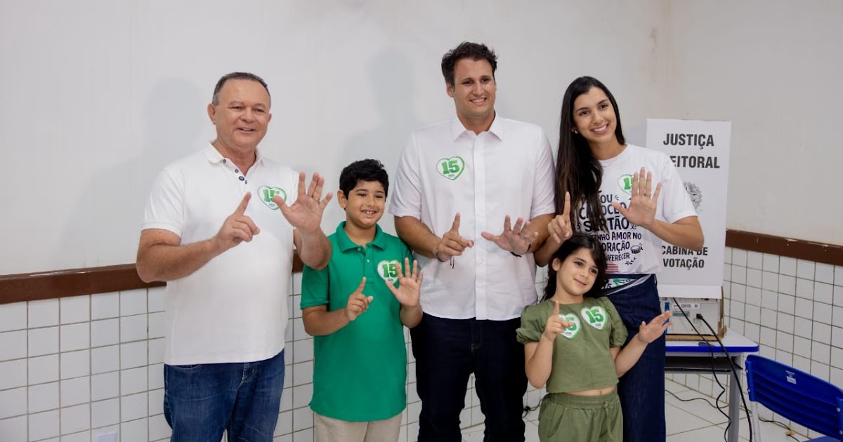 Orleans Brandão vota em Colinas ao lado da família e manifesta confiança na vitória